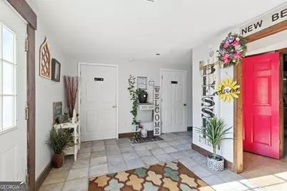 303 N Pond Street, Toccoa, GA 30577 - Photo 9