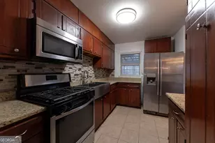 432 King Arthur Ct, Jonesboro, GA 30236 - Photo 3