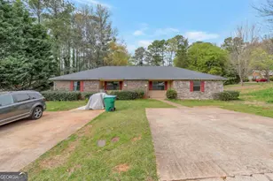 3235 Sarah Lou Dr, Snellville, GA 30078 - Photo 1