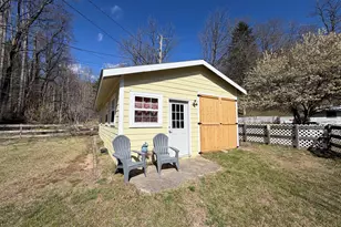 1162 Blacks Creek Dr, Clayton, GA 30525 - Photo 5