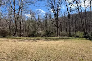 1162 Blacks Creek Dr, Clayton, GA 30525 - Photo 7