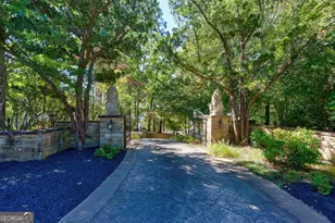 6655 Sweetwater Point, Flowery Branch, GA 30542 - Photo 55