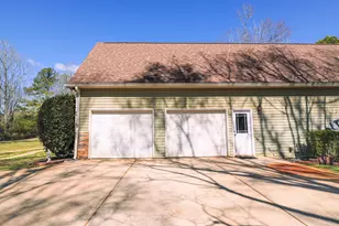 135 Fischer Spur Rd, Newnan, GA 30265 - Photo 25