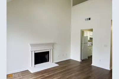 4037 Ravenwood Court, Union City, GA 30291 - Photo 5