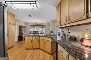 620 N Oakland Cir, McDonough, GA 30253 - Photo 19