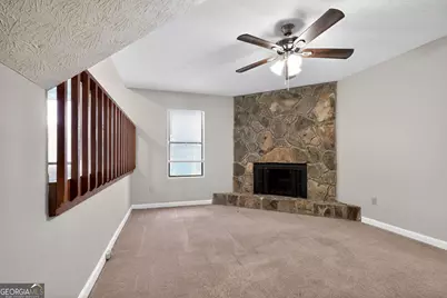 4651 Hairston Crossing Place, Stone Mountain, GA 30083 - Photo 19