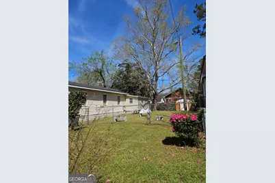 906 E 38th Street, Savannah, GA 31401 - Photo 7