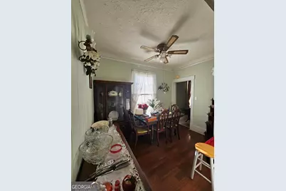 906 E 38th Street, Savannah, GA 31401 - Photo 17