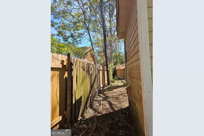 906 E 38th Street, Savannah, GA 31401 - Photo 43