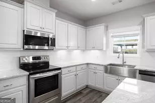 6833 Omaha Dr, Midland, GA 31820 - Photo 9