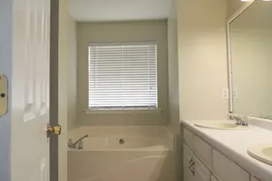 10 Brandon Dr, Covington, GA 30016 - Photo 11