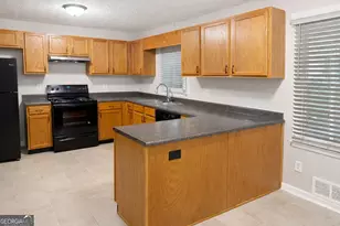 257 Omega Dr, Lawrenceville, GA 30044 - Photo 5