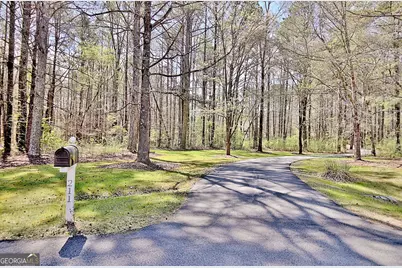 211 Hayden Lane, Newnan, GA 30265 - Photo 3