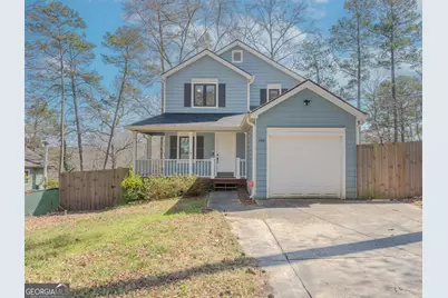580 Lake Drive, Snellville, GA 30039 - Photo 1