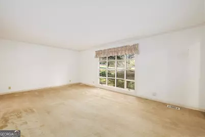 5416 Pheasant Run, Smoke Rise, GA 30087 - Photo 9