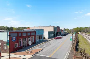 509 Carlton Ave, Union Point, GA 30669 - Photo 35