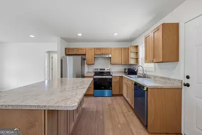509 Carlton Avenue, Union Point, GA 30669 - Photo 11