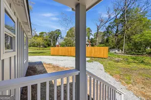 509 Carlton Ave, Union Point, GA 30669 - Photo 27