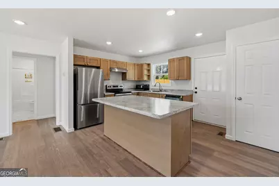 509 Carlton Avenue, Union Point, GA 30669 - Photo 9