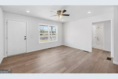 509 Carlton Avenue, Union Point, GA 30669 - Photo 7