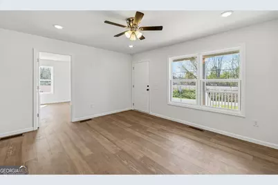 509 Carlton Avenue, Union Point, GA 30669 - Photo 7