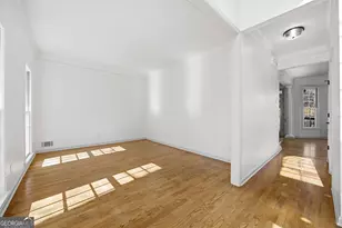 745 Woodrow Dr, Lawrenceville, GA 30043 - Photo 5