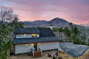 63 Redwood Ln, Tiger, GA 30576 - Photo 1