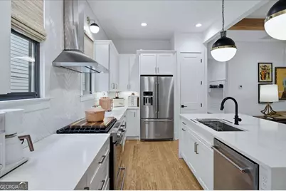 60 Walthall Street NE #A, Atlanta, GA 30307 - Photo 9