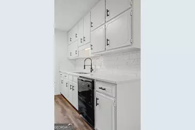 608 S Jeff Davis Drive, Fayetteville, GA 30215 - Photo 9