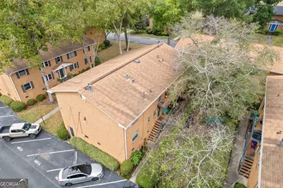 3510 Roswell Road NW #APT C2, Atlanta, GA 30305 - Photo 23