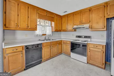2067 Brandy Woods Drive SE, Conyers, GA 30013 - Photo 13