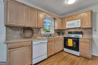 355 Circle Drive, Fayetteville, GA 30214 - Photo 11