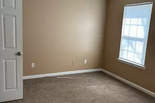 6111 Camden Forrest Dr, Riverdale, GA 30274 - Photo 3