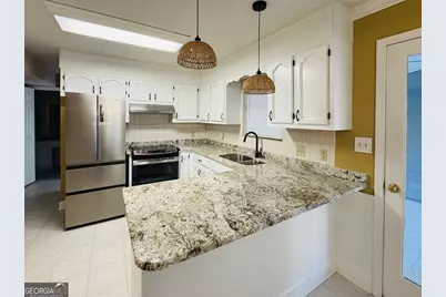 200 Williamsburg Avenue, Warner Robins, GA 31088 - Photo 3