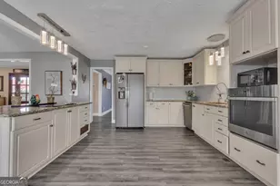 135 Anna Ln, Fayetteville, GA 30215 - Photo 15