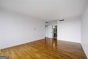 2660 Peachtree Rd NW, Atlanta, GA 30305 - Photo 23