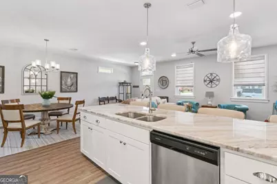 300 Second Street E #E, Darien, GA 31305 - Photo 7