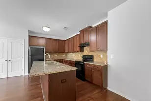 140 Daisy Cir, McDonough, GA 30252 - Photo 3