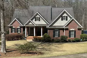 205 River Oaks Dr, Lagrange, GA 30240 - Photo 1