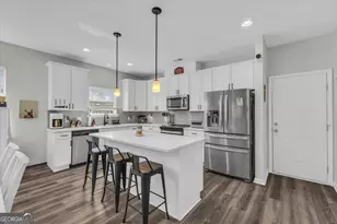 399 Beecher Dr, Richmond Hill, GA 31324 - Photo 9