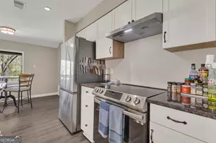 36 Fairway Ln, Peachtree City, GA 30269 - Photo 5