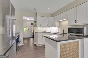 36 Fairway Ln, Peachtree City, GA 30269 - Photo 9