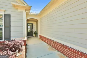 105 Champions Ct, Griffin, GA 30223 - Photo 3