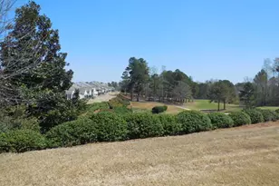 105 Champions Ct, Griffin, GA 30223 - Photo 5