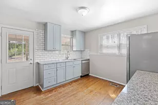 329 Hampton St, McDonough, GA 30253 - Photo 17