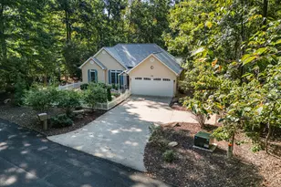 390 Lake Pl Dr, Lavonia, GA 30553 - Photo 7