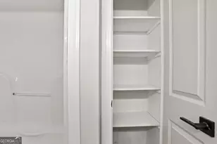 302 Lorch St, Savannah, GA 31404 - Photo 19