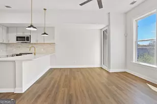 302 Lorch St, Savannah, GA 31404 - Photo 3