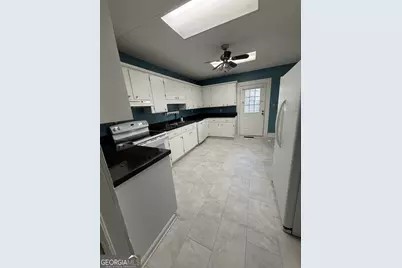 151 S Tusten Street, Elberton, GA 30635 - Photo 9