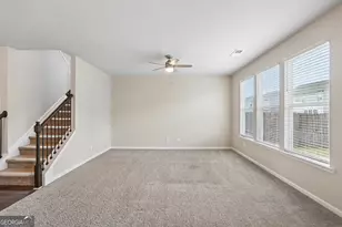 127 Red Birch LN, Warner Robins, GA 31093 - Photo 3